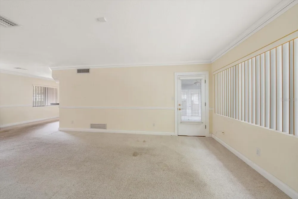 230 GARDEN CIRCLE Belleair, FL 33756
