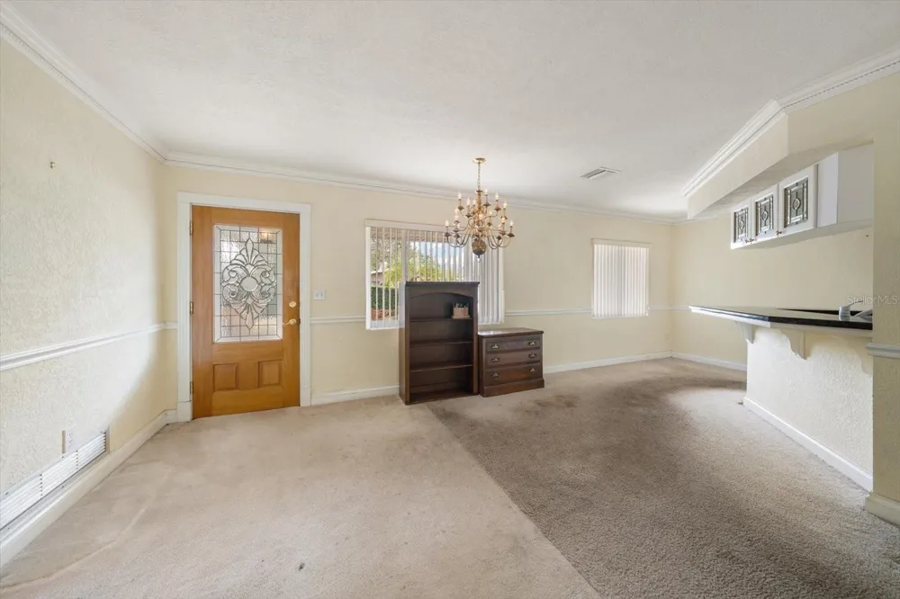 230 GARDEN CIRCLE Belleair, FL 33756