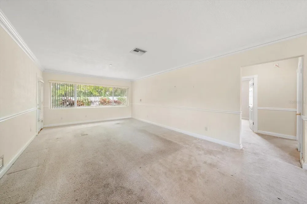 230 GARDEN CIRCLE Belleair, FL 33756
