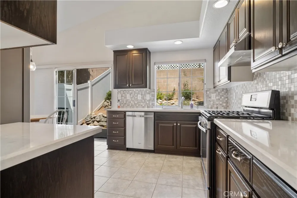 1062 Brookfield Place #54 Glendora, CA 91741
