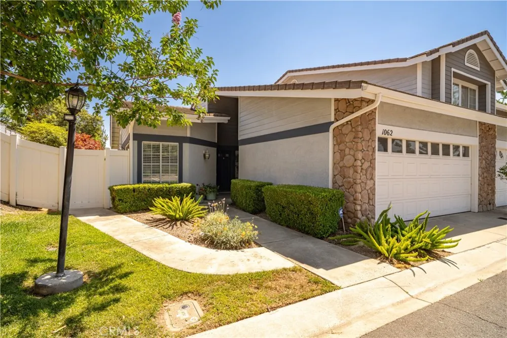 1062 Brookfield Place #54 Glendora, CA 91741