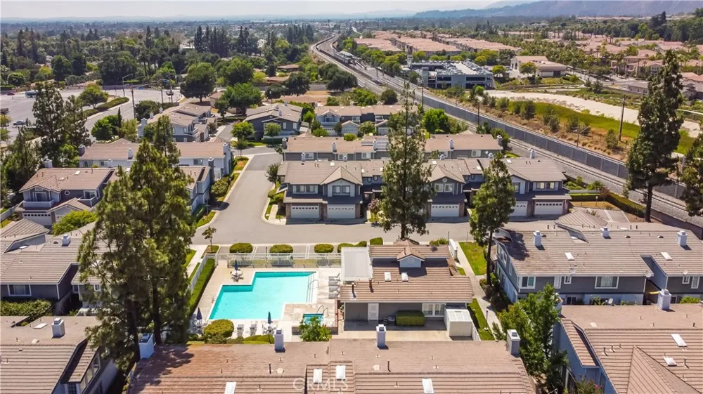1062 Brookfield Place #54 Glendora, CA 91741
