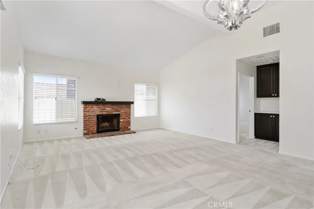 1062 Brookfield Place #54 Glendora, CA 91741