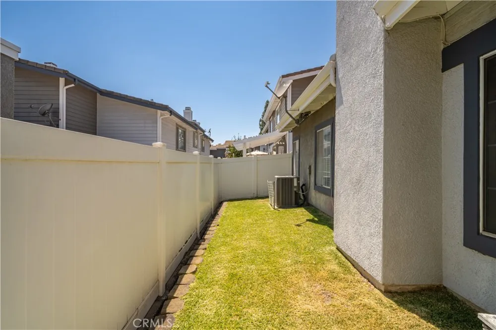 1062 Brookfield Place #54 Glendora, CA 91741
