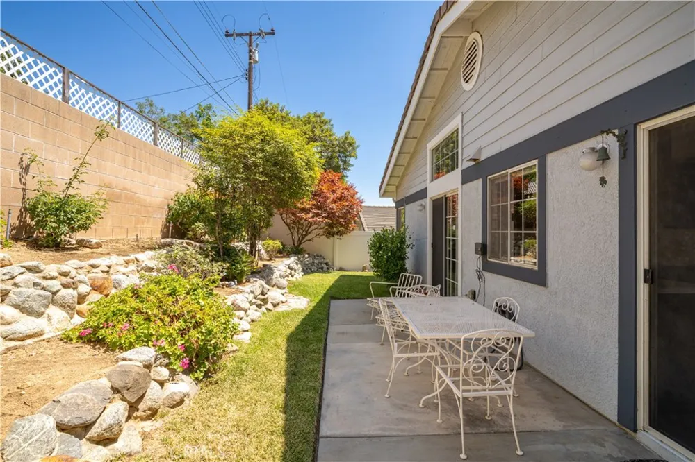 1062 Brookfield Place #54 Glendora, CA 91741