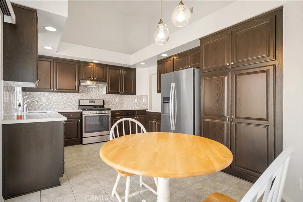 1062 Brookfield Place #54 Glendora, CA 91741