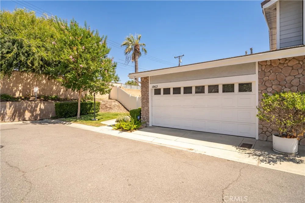1062 Brookfield Place #54 Glendora, CA 91741