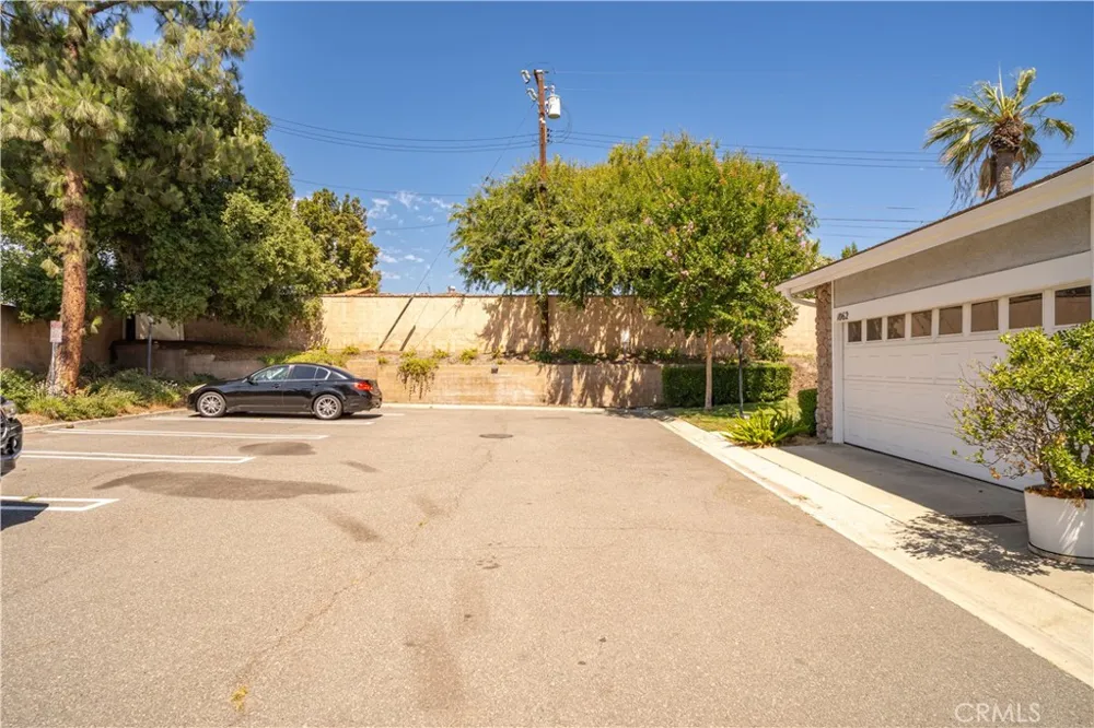 1062 Brookfield Place #54 Glendora, CA 91741