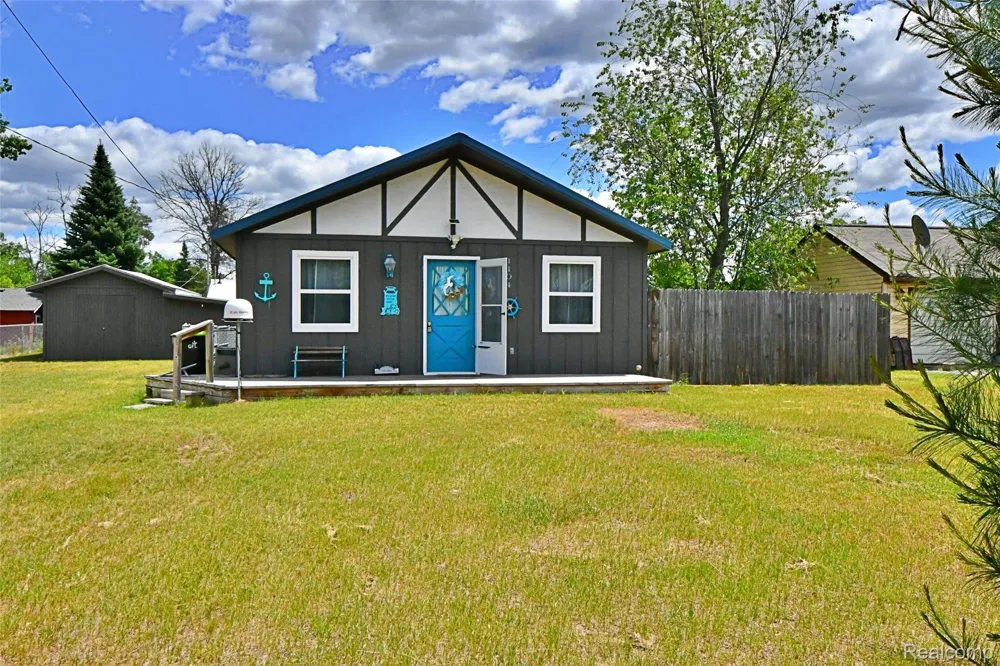 1104 Tanglewood Drive Richfield Township, MI 48656