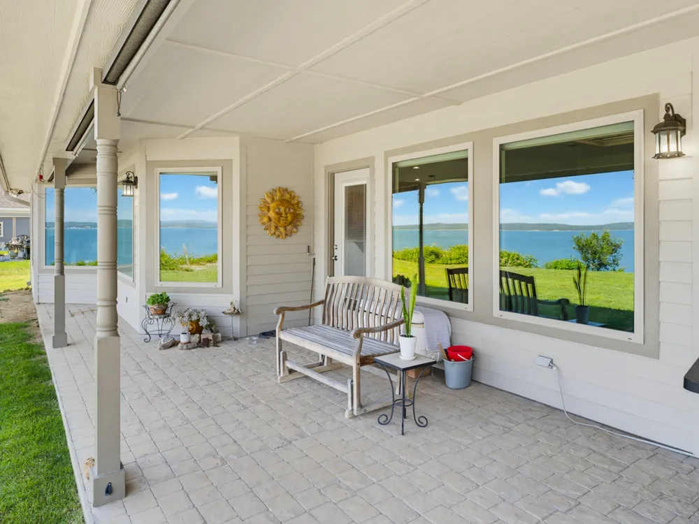 711 Crows Point Lake Bridgeport, TX 76426