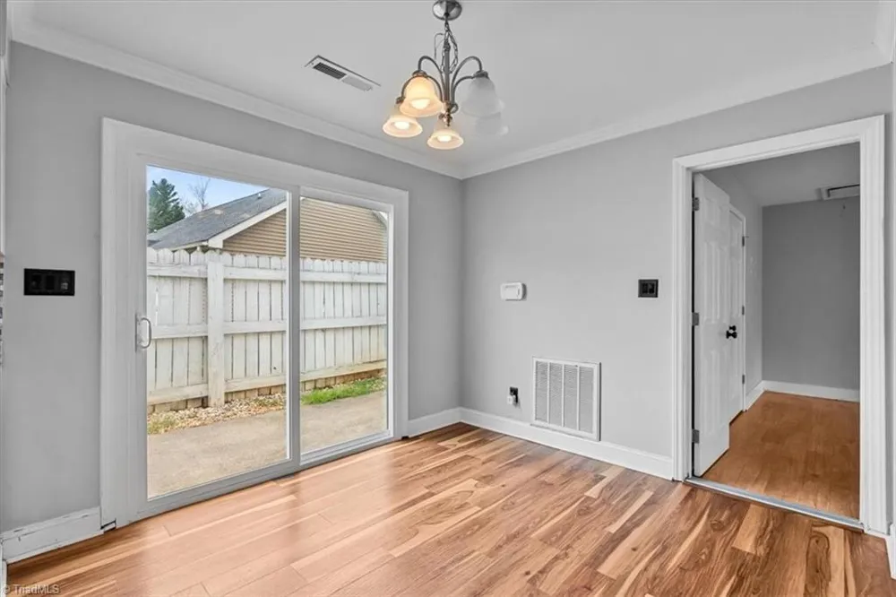 332 Brookside Court Kernersville, NC 27284