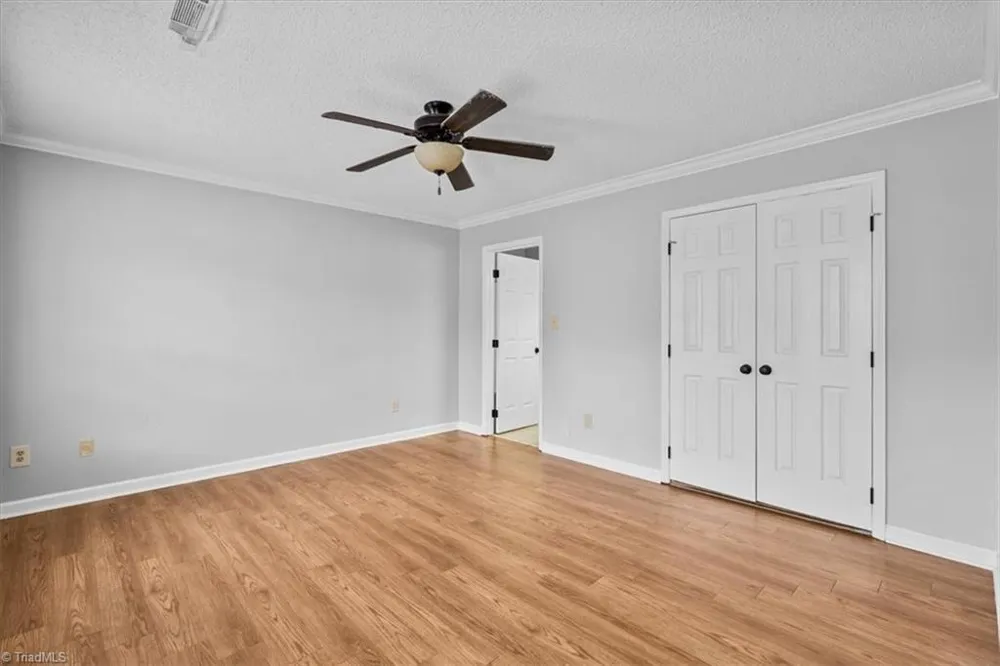 332 Brookside Court Kernersville, NC 27284