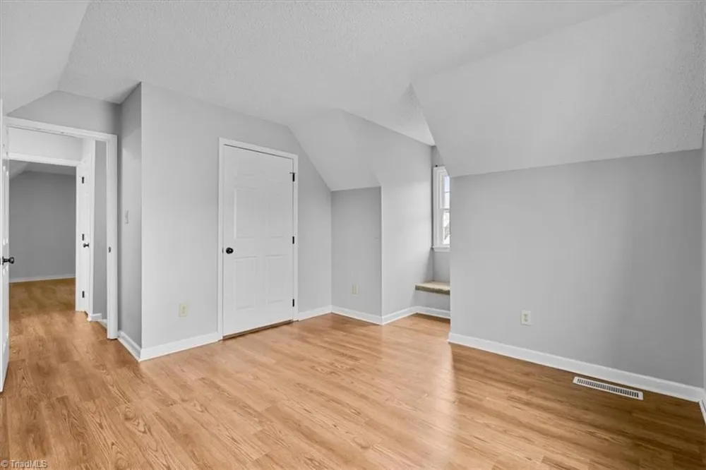 332 Brookside Court Kernersville, NC 27284