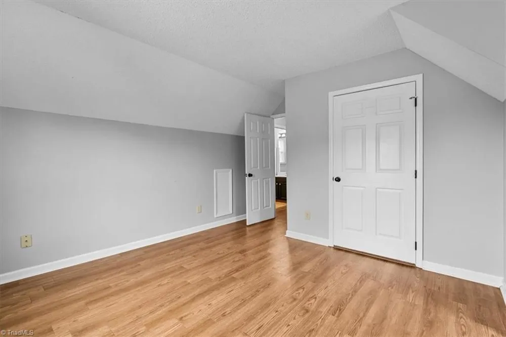 332 Brookside Court Kernersville, NC 27284