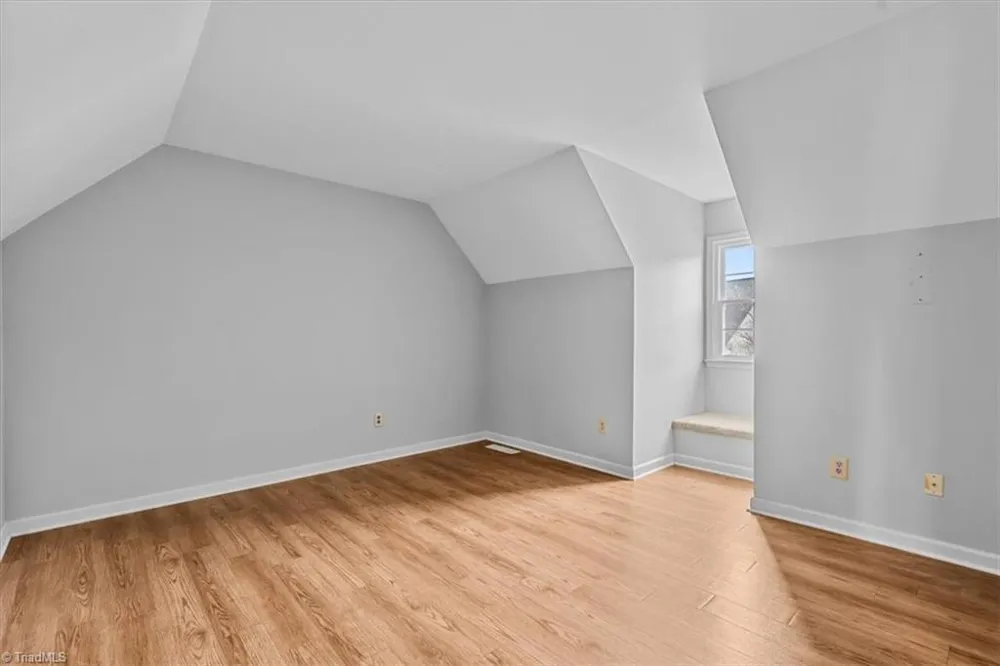 332 Brookside Court Kernersville, NC 27284