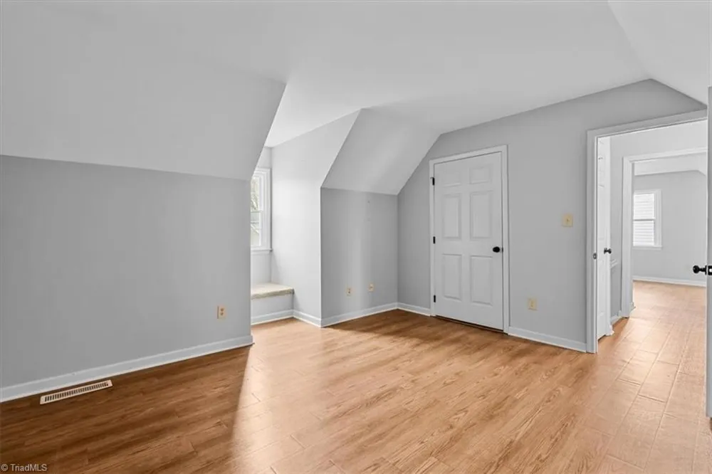 332 Brookside Court Kernersville, NC 27284