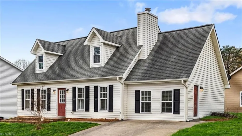 332 Brookside Court Kernersville, NC 27284