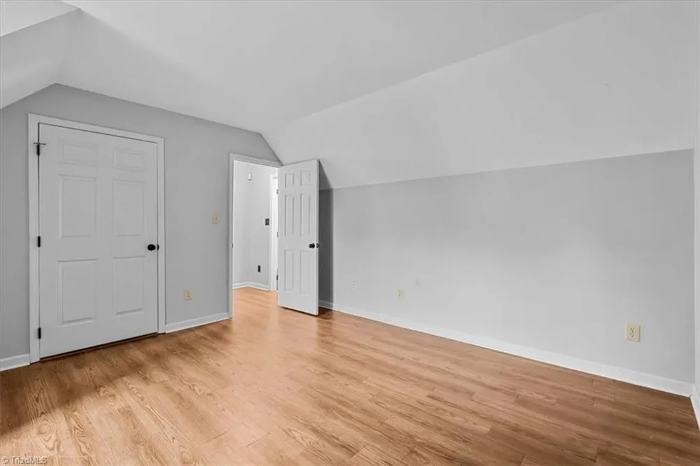 332 Brookside Court Kernersville, NC 27284