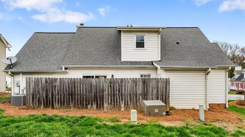 332 Brookside Court Kernersville, NC 27284