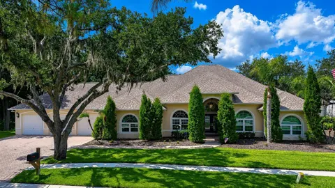 1009 EMERALD CREEK DRIVE