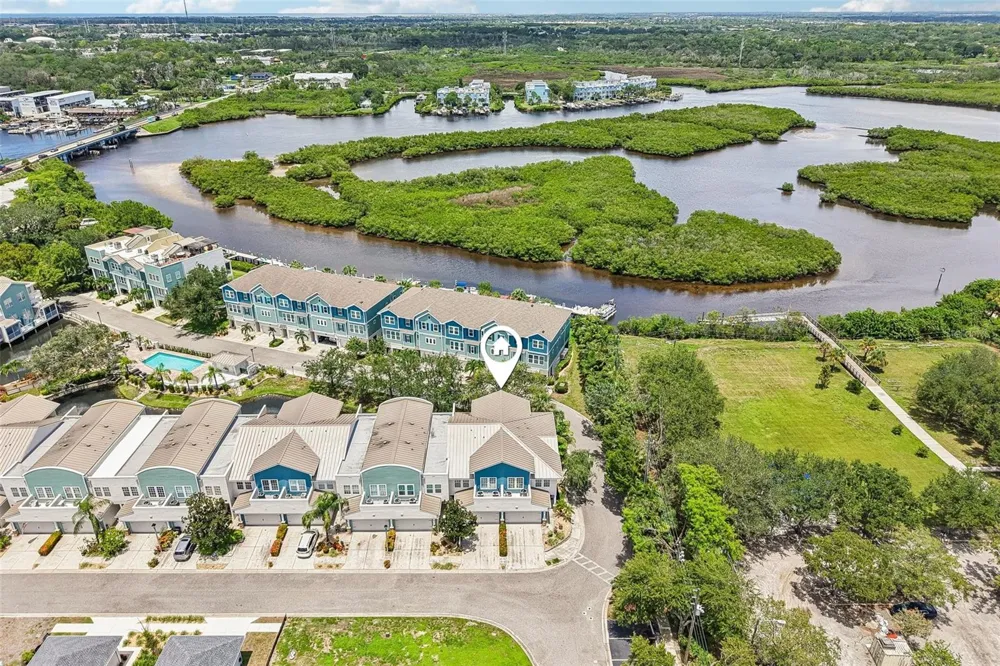 131 ATHENIAN WAY Tarpon Springs, FL 34689