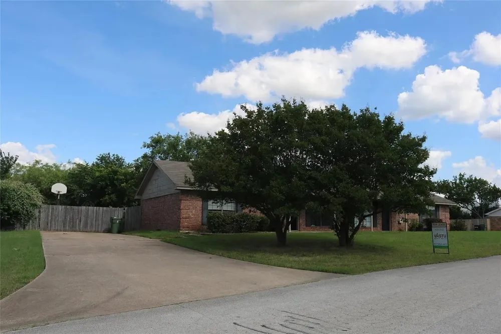 627 Cherry Lane Southlake, TX 76092