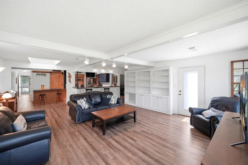 151 Tweedy Lane Sweeny, TX 77480