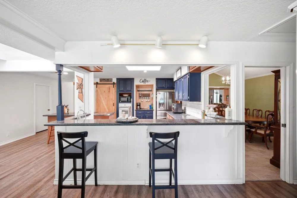 151 Tweedy Lane Sweeny, TX 77480