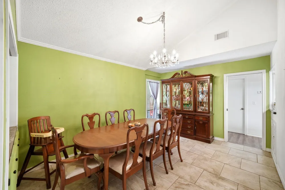 151 Tweedy Lane Sweeny, TX 77480