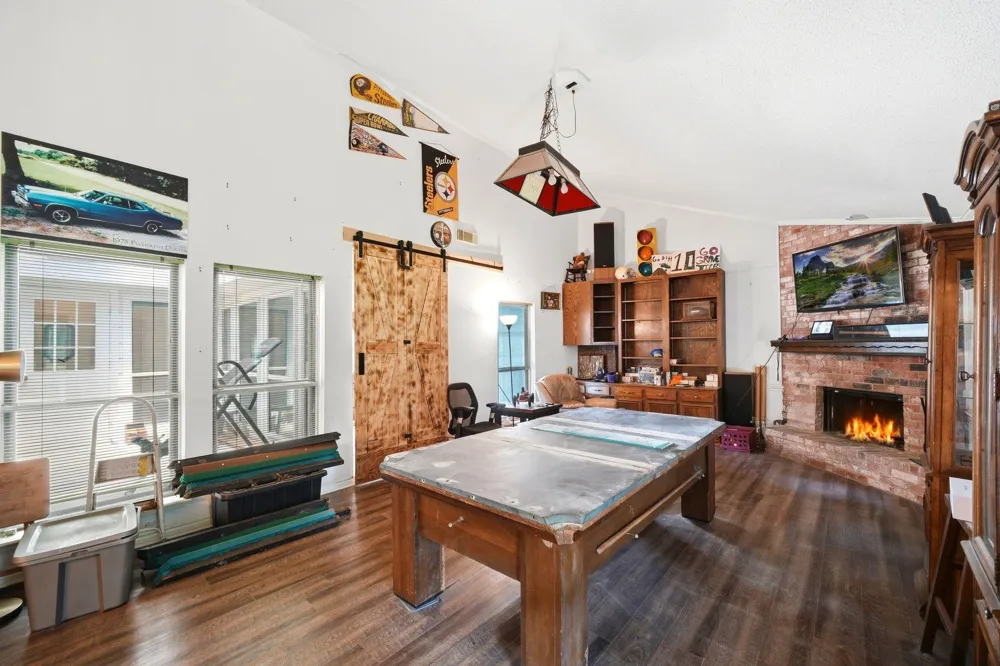 151 Tweedy Lane Sweeny, TX 77480