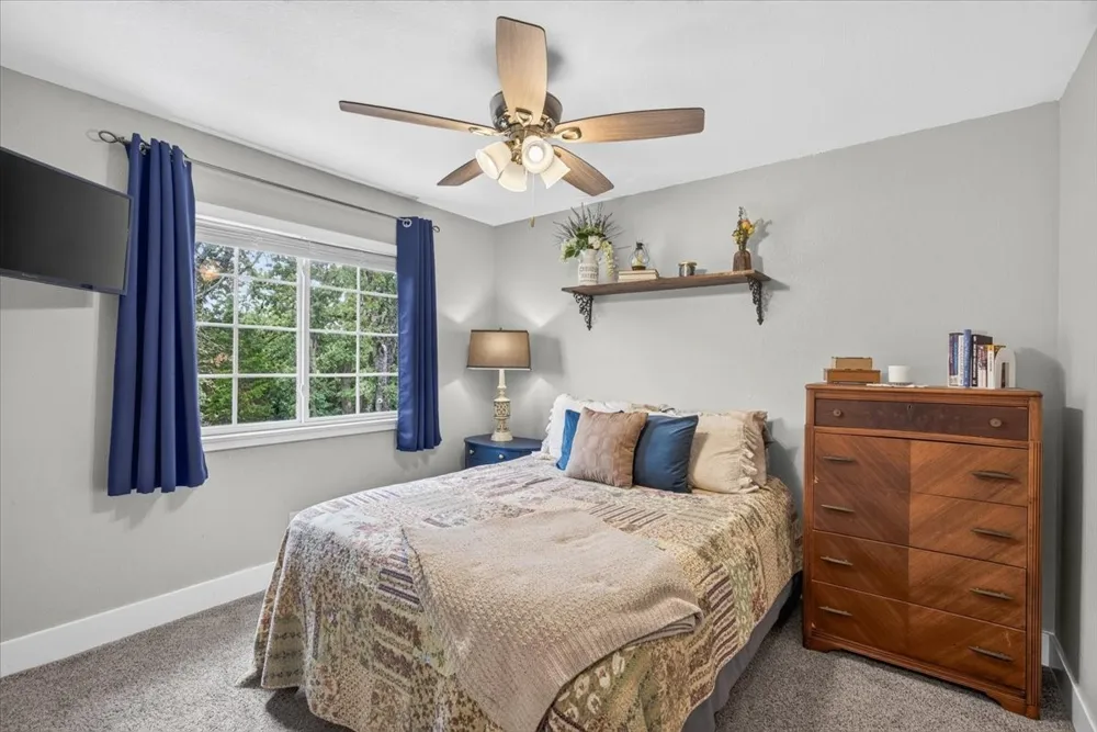 114 Lakewood Road Trinidad, TX 75163