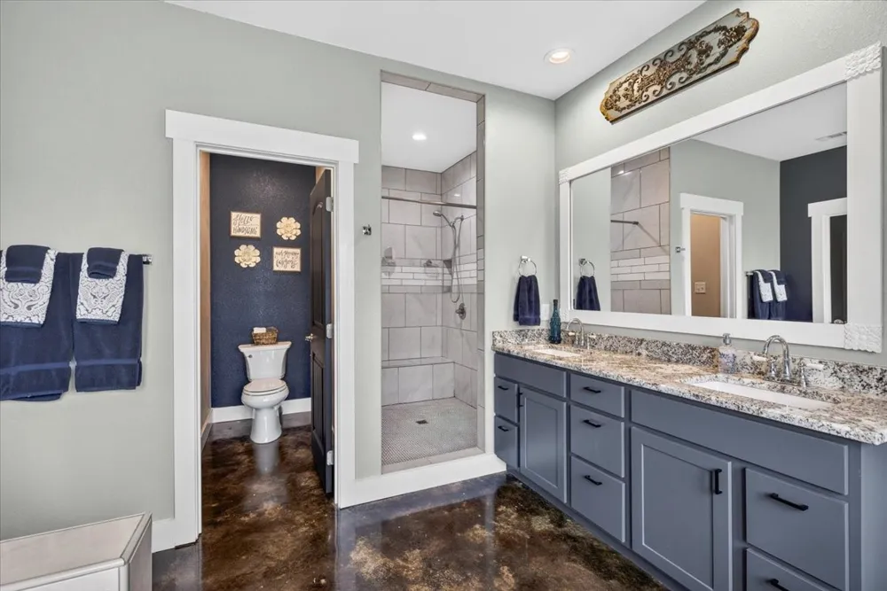 114 Lakewood Road Trinidad, TX 75163