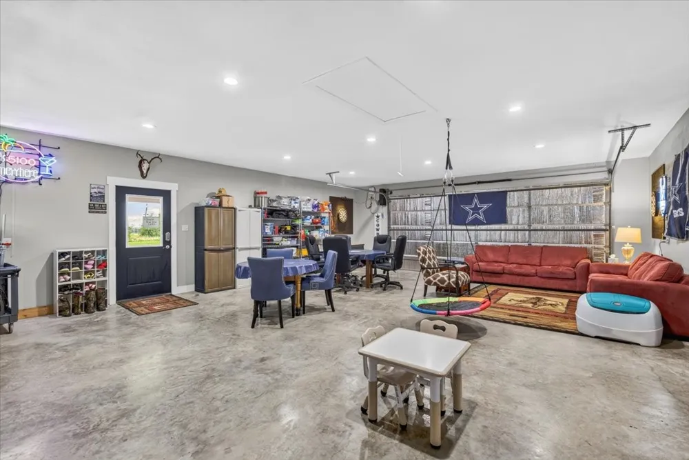 114 Lakewood Road Trinidad, TX 75163