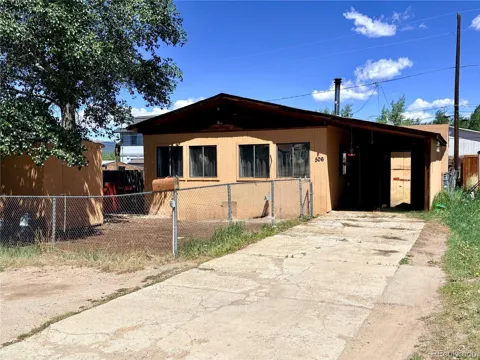 506 E 9th Street