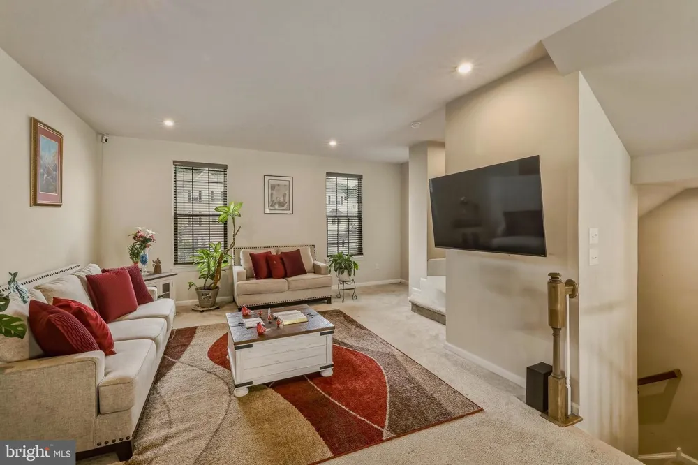36 CONTINENTAL BOULEVARD Sicklerville, NJ 08081