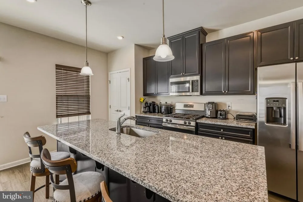 36 CONTINENTAL BOULEVARD Sicklerville, NJ 08081