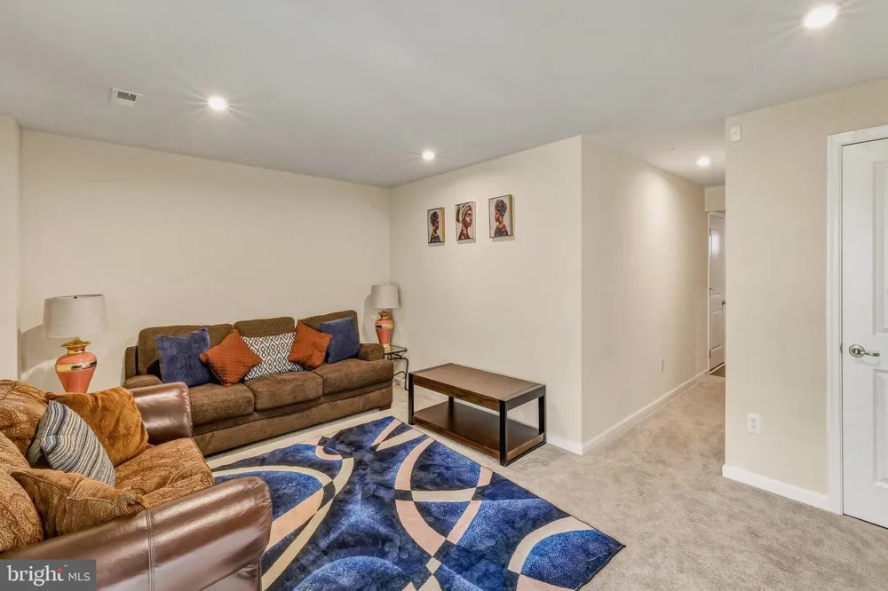 36 CONTINENTAL BOULEVARD Sicklerville, NJ 08081