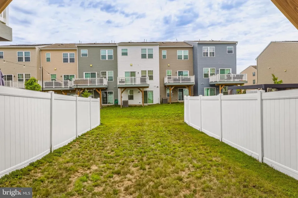 36 CONTINENTAL BOULEVARD Sicklerville, NJ 08081