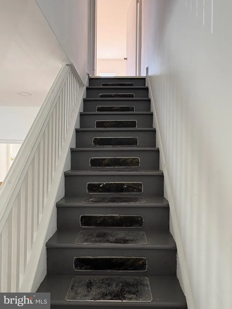 204 3RD STREET Ranshaw, PA 17866
