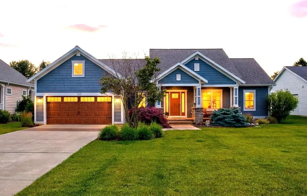 349 Parkside Lane Douglas, MI 49406