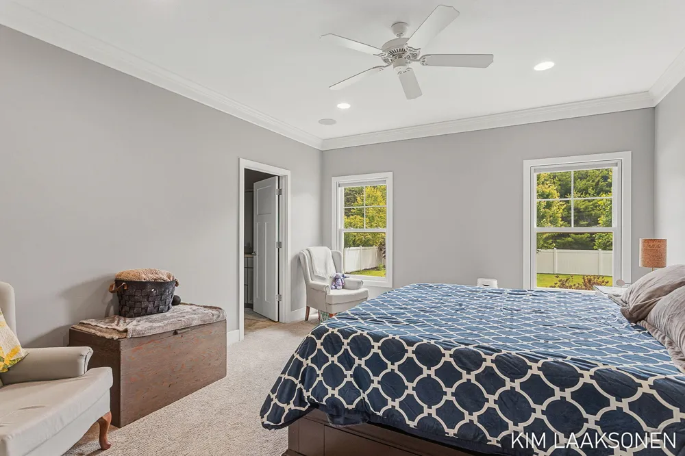 349 Parkside Lane Douglas, MI 49406