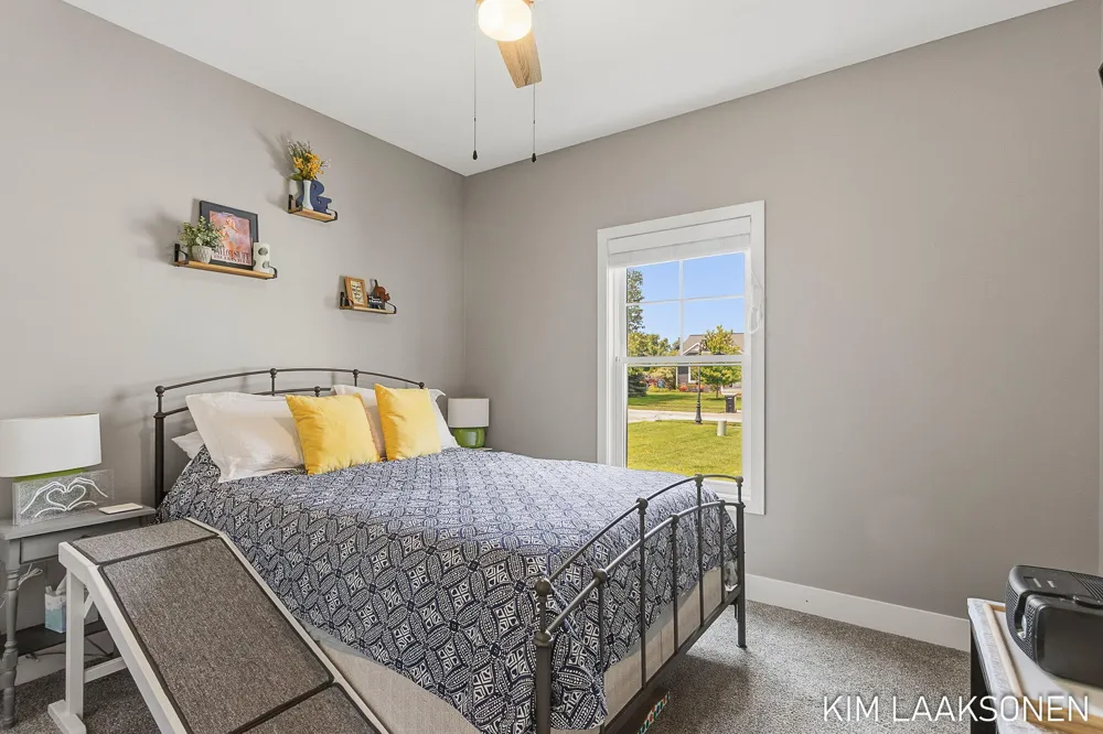 349 Parkside Lane Douglas, MI 49406