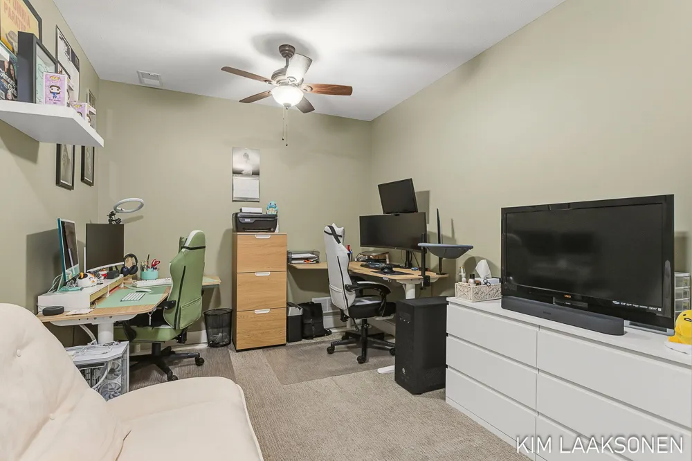 349 Parkside Lane Douglas, MI 49406