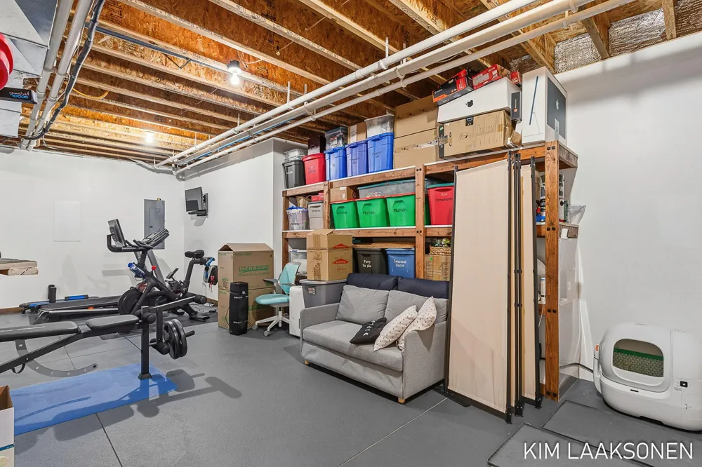 349 Parkside Lane Douglas, MI 49406