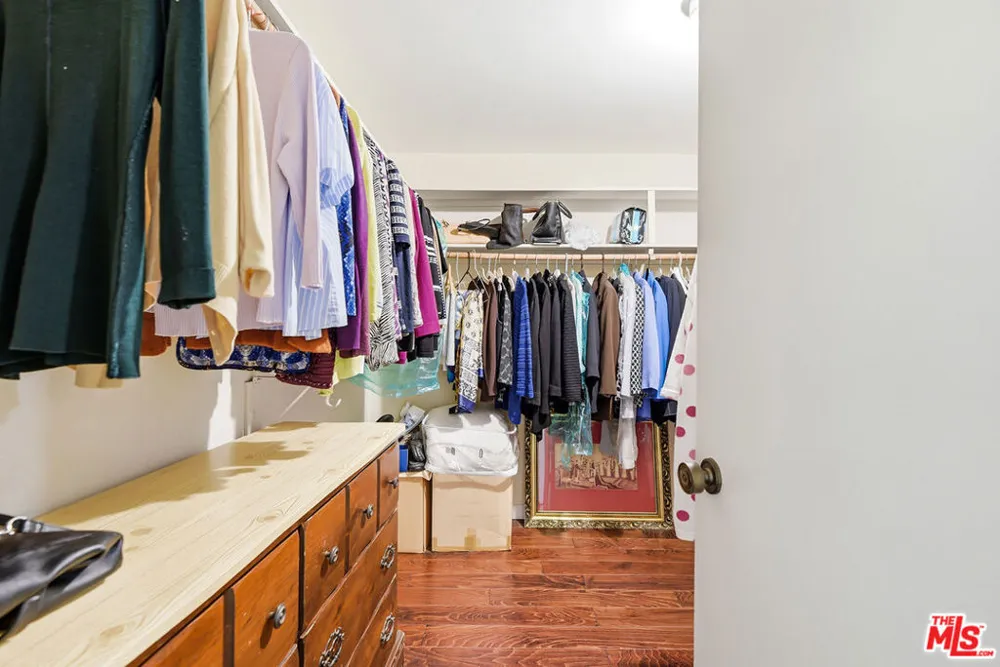 318 Maple Drive #506 Beverly Hills, CA 90210