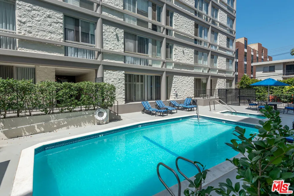 318 Maple Drive #506 Beverly Hills, CA 90210