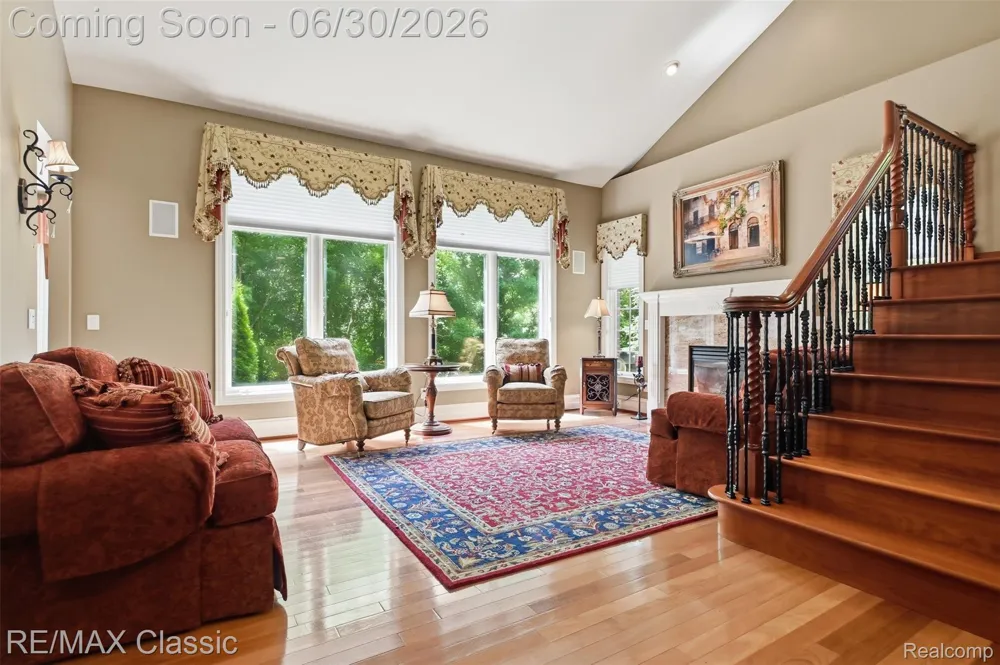 8033 Pine Ridge Court Salem Township, MI 48168