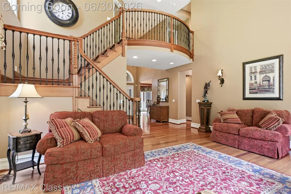 8033 Pine Ridge Court Salem Township, MI 48168