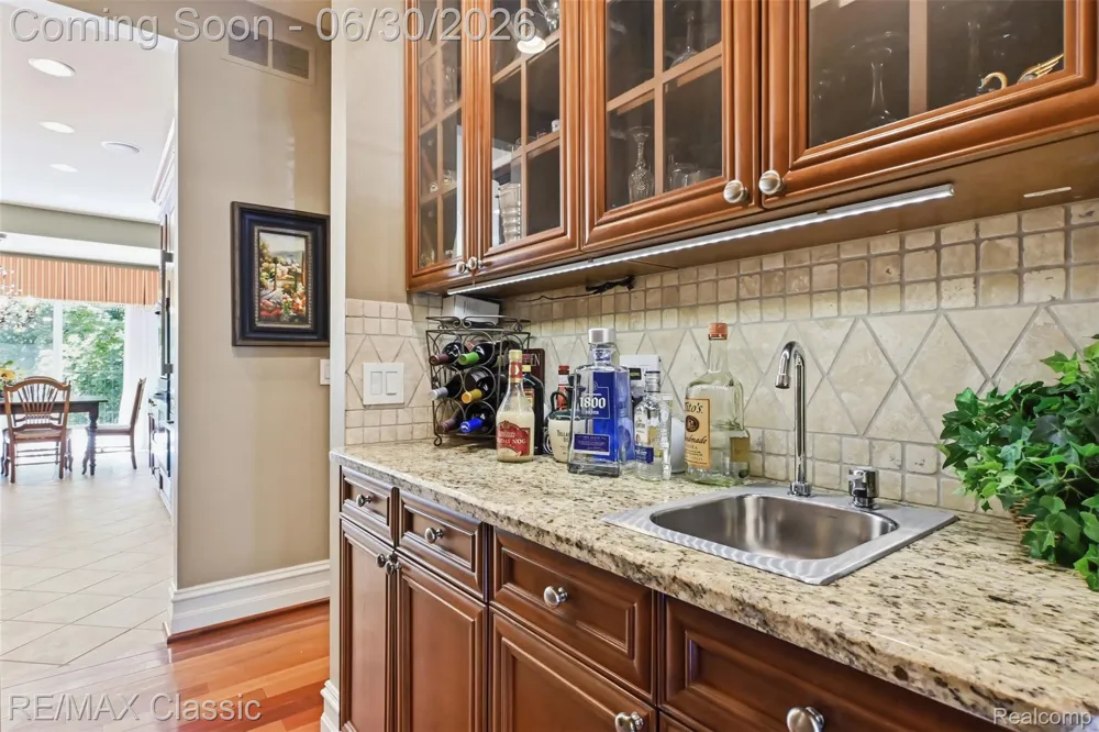 8033 Pine Ridge Court Salem Township, MI 48168