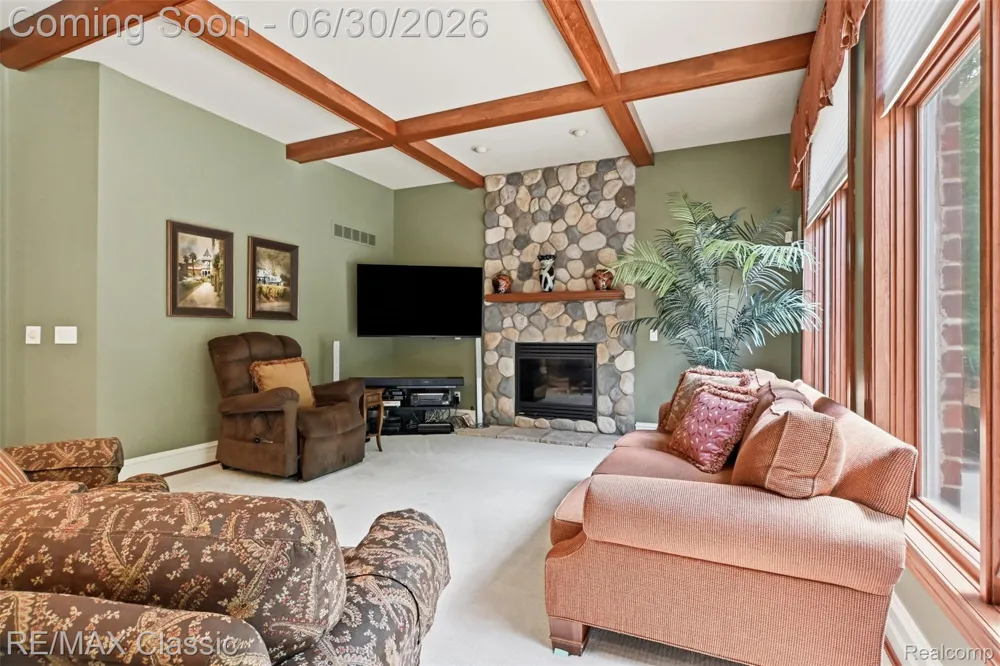 8033 Pine Ridge Court Salem Township, MI 48168